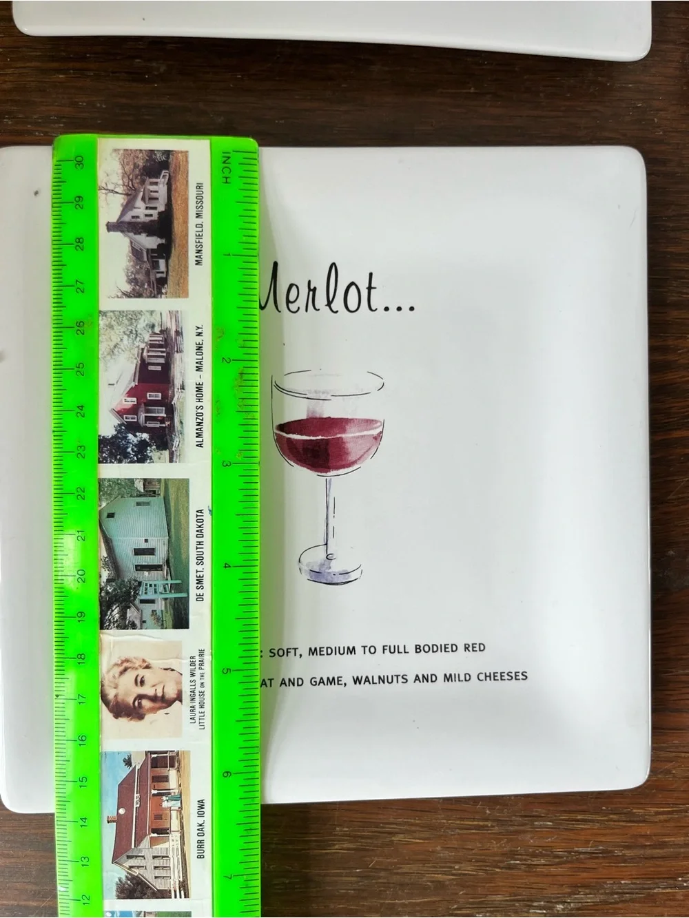 Pottery Barn Wine Guide Appetizer Plates (4)